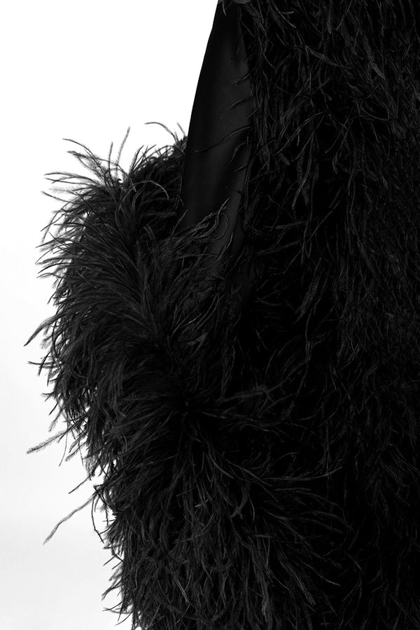 Long kaftan with natural ostrich feathers