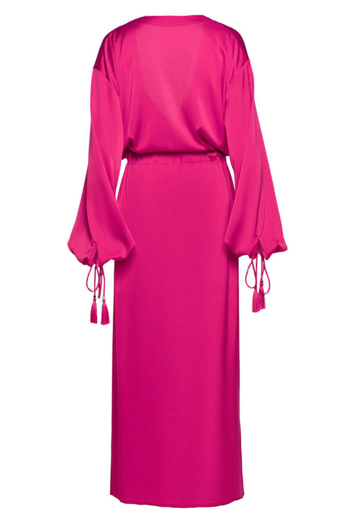 Beach tunic with belt and tassels on the sleeves