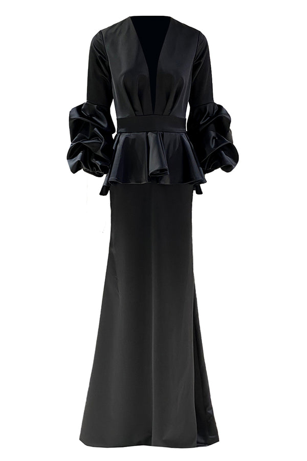 Dress with train and puff sleeves